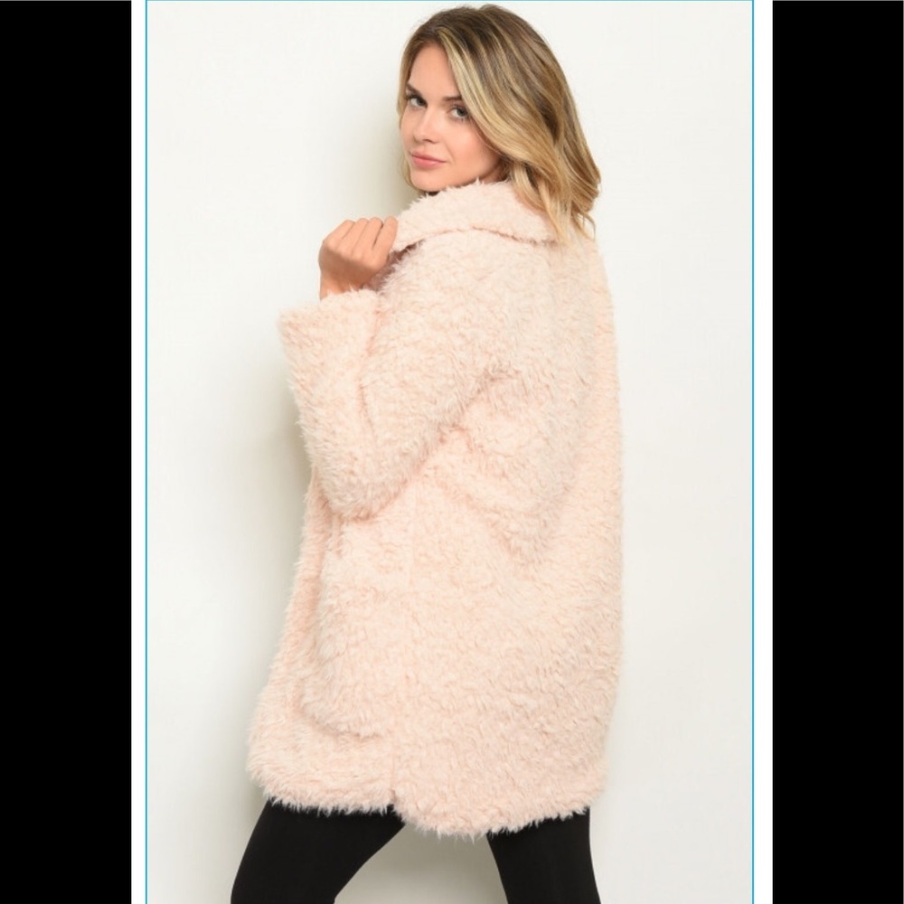 HP β€οΈblush faux fur jacket - Picture 3 of 6